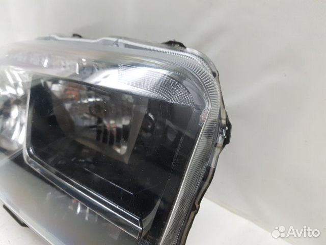 Фара правая LADA X-Ray 1