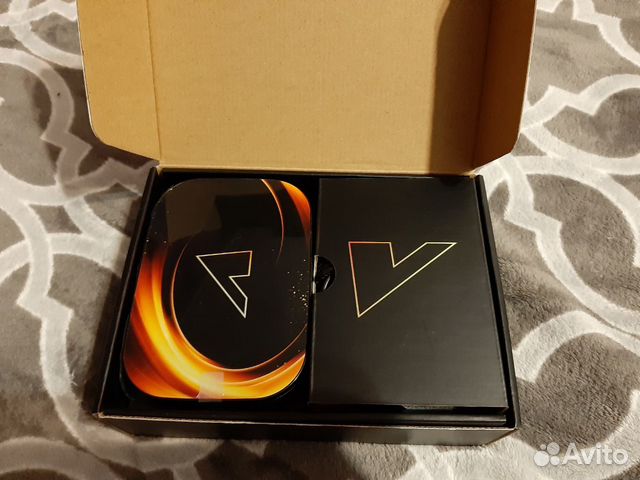 Новая TV box андроид vontar X3