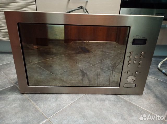 Встраиваемая микроволновая печь Ariston (неиспр.)
