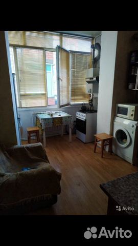 1-к квартира, 42 м², 1/5 эт. 1-к квартира, 42 м², 1/5 эт.