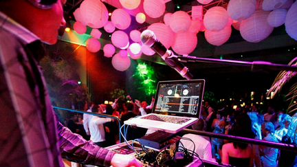 Музыканты Dj ведущие на свадьбу юбилей корпоратив