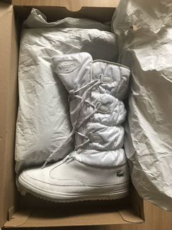 Женские сапоги Lacoste