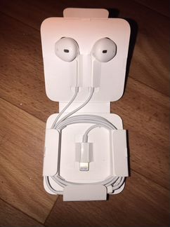 Наушники earpods