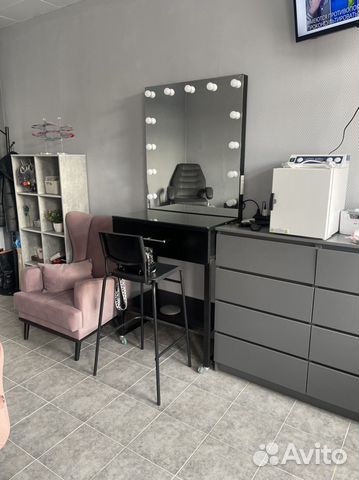 Рабочее место бровисту, визажисту