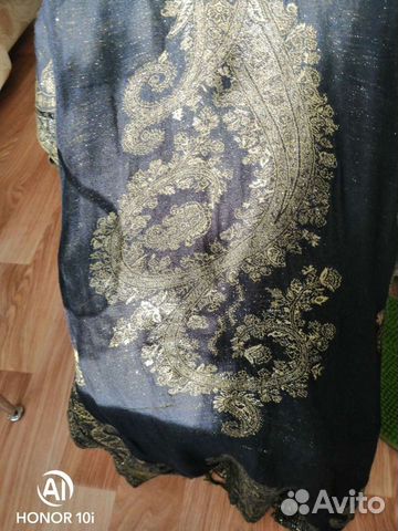 Продам красивый палантин