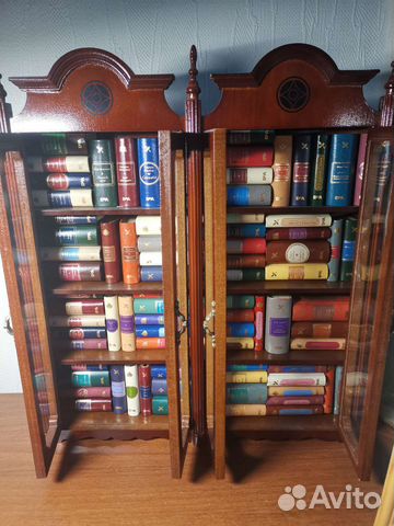 Книги в миниатюре DeAgostini +шкаф