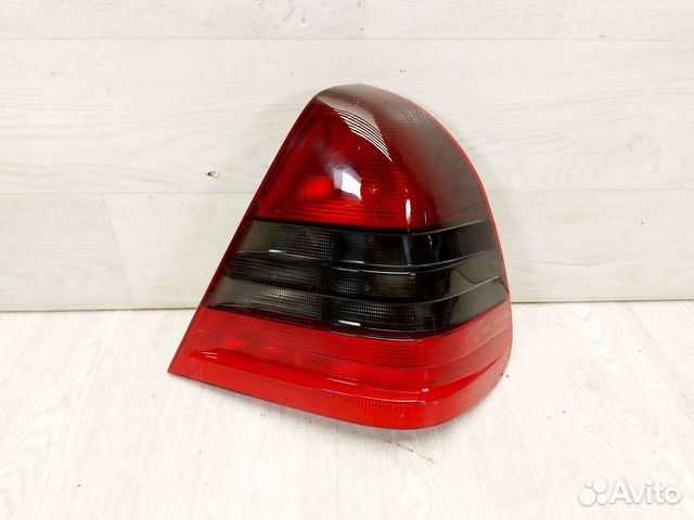Фонарь задний правый Mercedes C (W202) 1997-2001