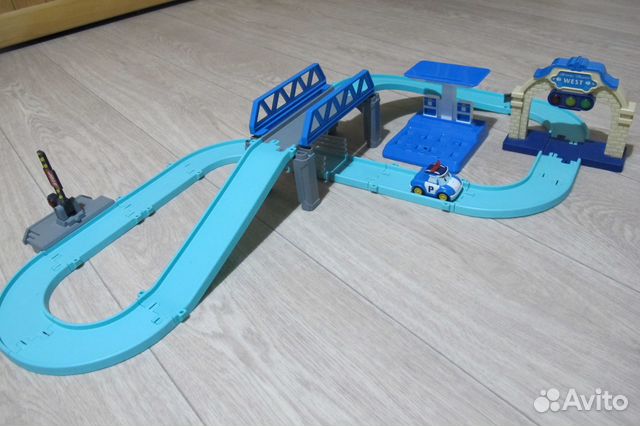 «Средний трек с Умной машинкой» Robocar Poli