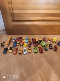 Машинки из яиц Welly