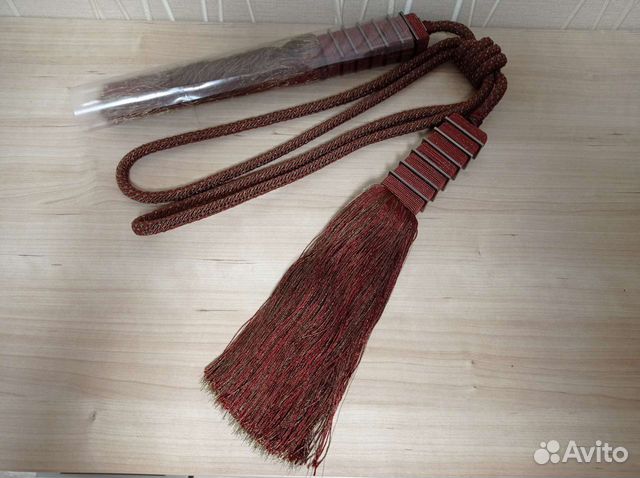 Подхват для штор в виде кисти garden новый