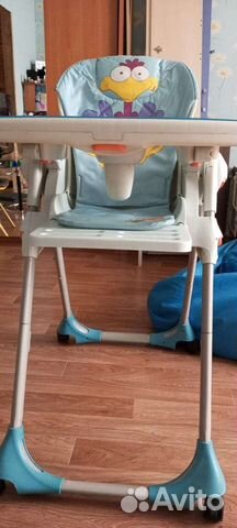 Детский стульчик для кормления