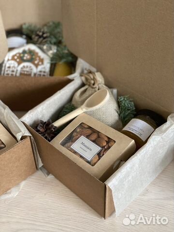 Мини подарочный набор с чаем и медом