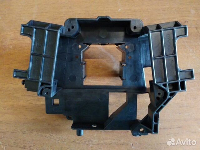 Кронштейн подрулевого переключателя Ford Focus Ii