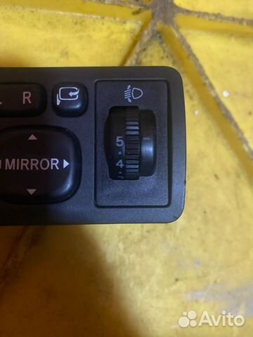 Регулятор фар Toyota Avensis ZZT25 1zzfe 2003