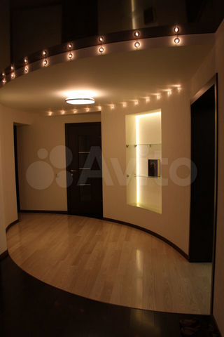 3-к. квартира, 126,1 м², 2/10 эт.