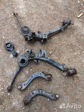 Задний левый нижний рычаг Honda Civic 4d