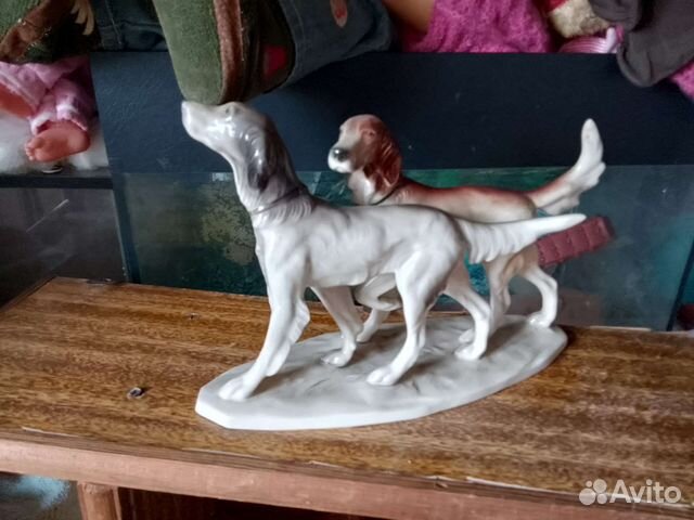 Статуэтка фарфор борзые собаки
