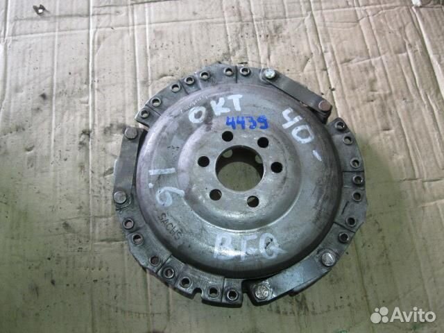 Корзина сцепления от Skoda Octavia (A4 1U) 2000