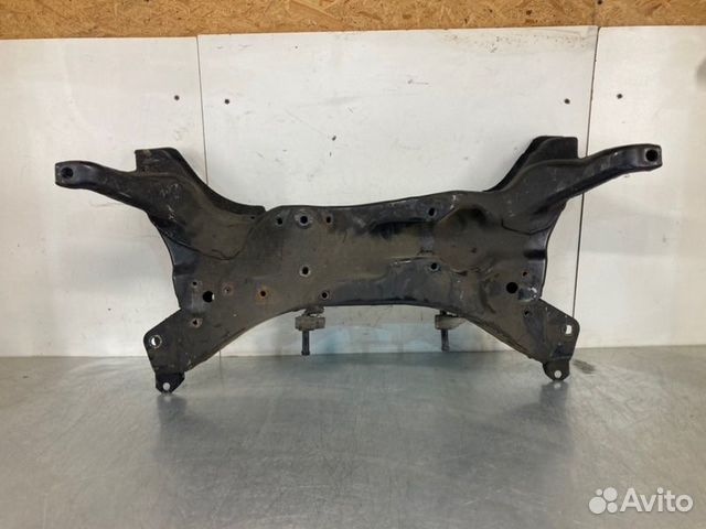 Подрамник передний Mitsubishi Lancer 9