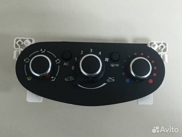 Блок управления отопителем Renault Sandero 2014