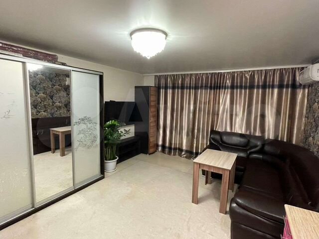 Комната 25 м² в 1-к., 1/10 эт.