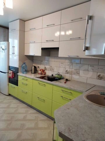 3-к. квартира, 86 м², 17/17 эт.