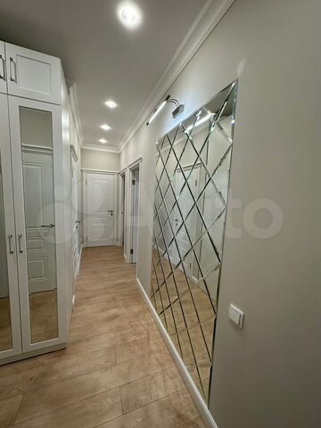 4-к. квартира, 98 м², 8/22 эт.