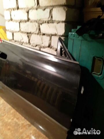 Дверь передняя правая тойта виста