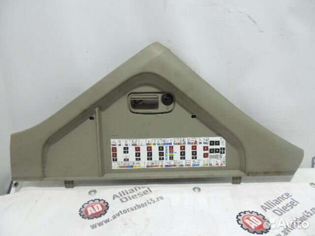 Крышка блока предохранителей Volvo FM4 2014-2019 2
