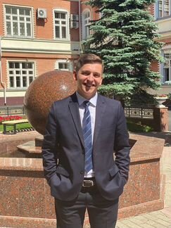 Юрист Максим Марутенков