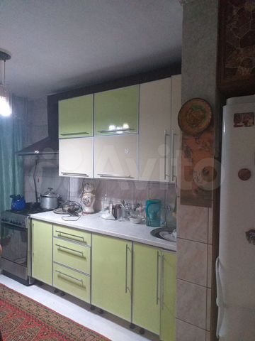 2-к. квартира, 60 м², 1/9 эт.