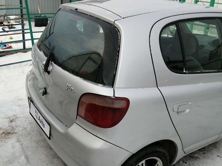 Toyota Vitz 1.0 AT, 2000, 150 000 км