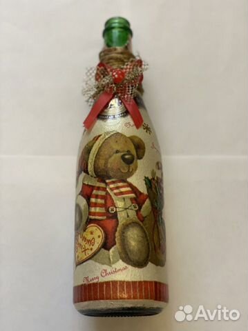 Бутылка декоративная в технике декупаж