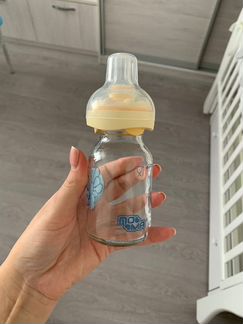 Бутылочка с соской Medela Calma