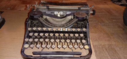 Печатная машинка 