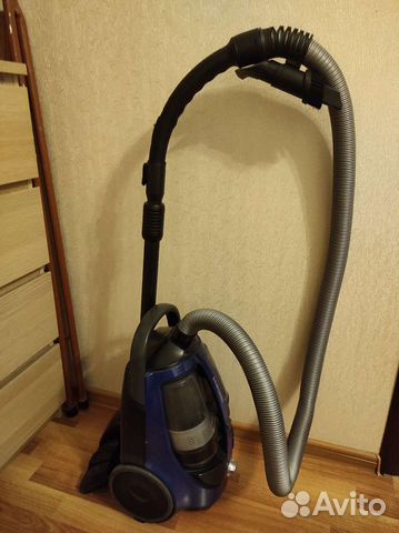 Пылесос Samsung sc8836