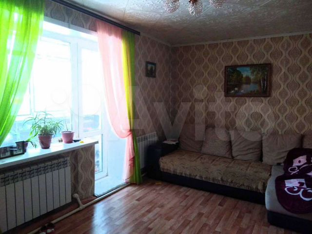 2-к. квартира, 40 м², 3/3 эт.