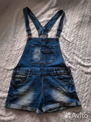 Джинсовый комбинезон с шортами