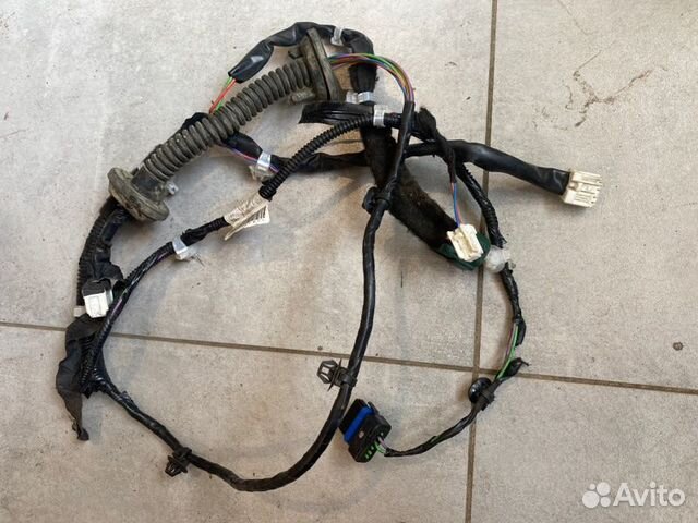 Проводка двери задняя правая Nissan X-Trail T32