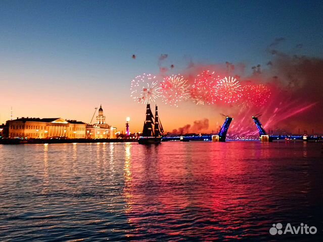 Аренда катера с капитаном, прогулки по Неве