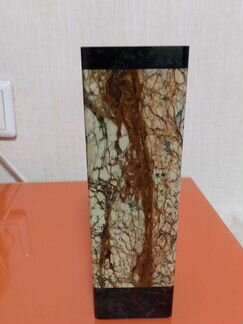 Ваза из камня (малахит
