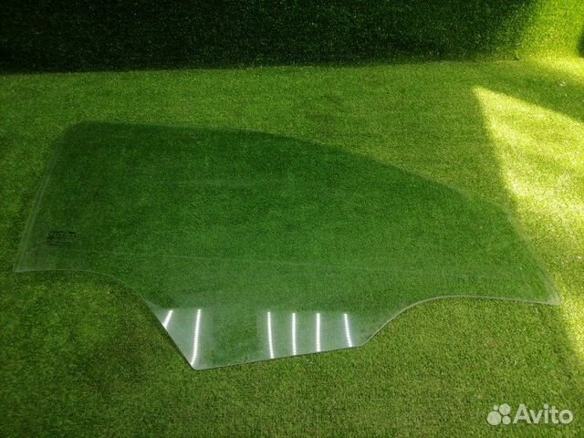 Стекло двери переднее правое Chevrolet Cobalt