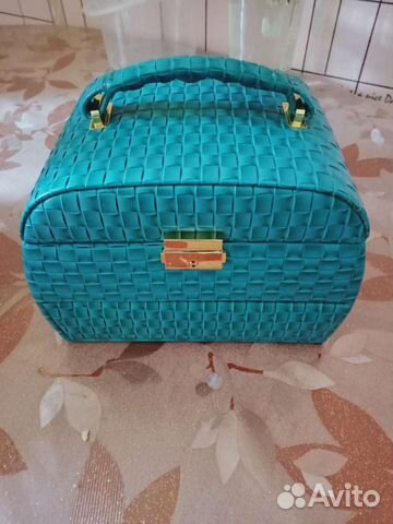 Шкатулка для украшений новая