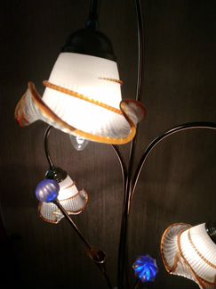 Торшер напольный со стеклянным столиком