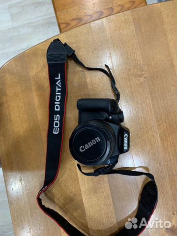 Зеркальный фотоаппарат