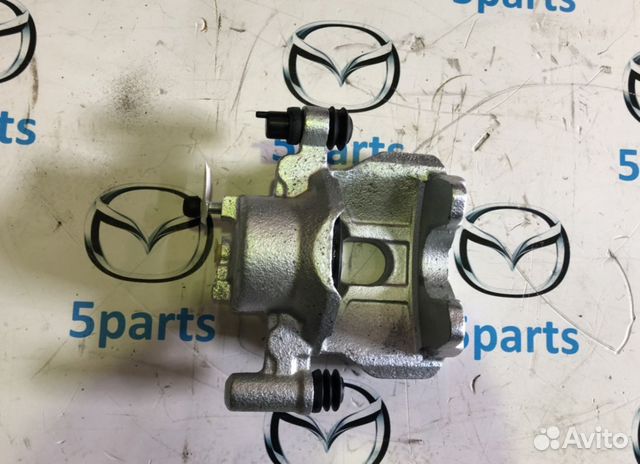 Суппорт тормозной передний правый Mazda 6 2.0 2.3