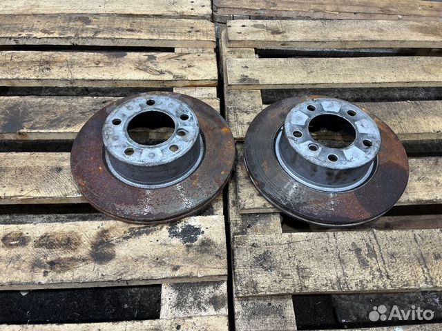 Диск тормозной передний Bmw 1 E87 N46B20 2004