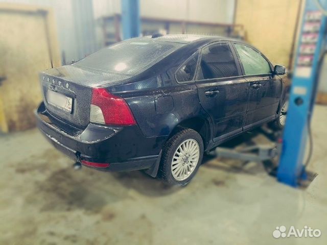 Разборка Вольво S40 2.4 B5244S АКПП на запчасти