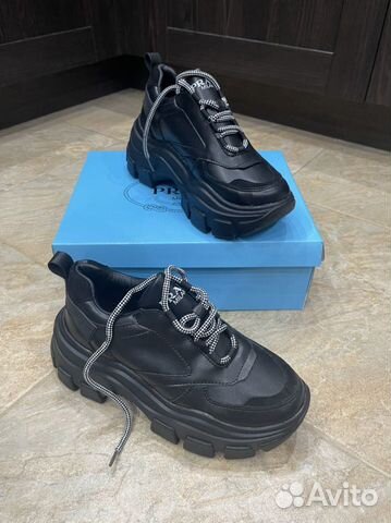 Кроссовки prada