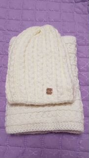 Шапка и снуд белого цвета